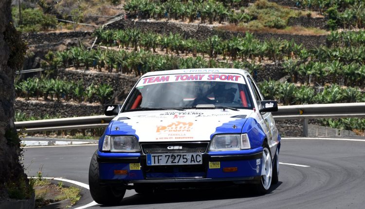 33585444_1923769611001401_1873535773274275840_o