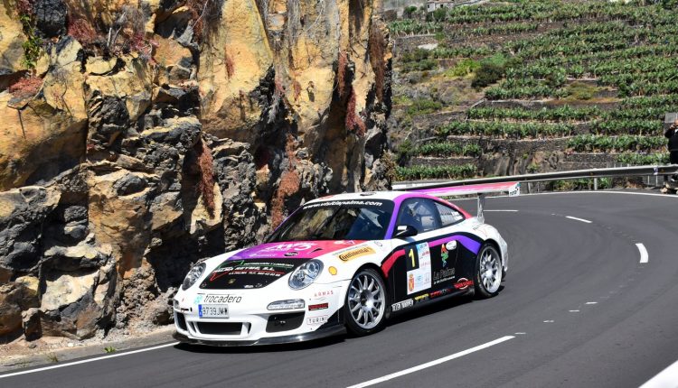 33622889_1923765047668524_800494132022738944_o