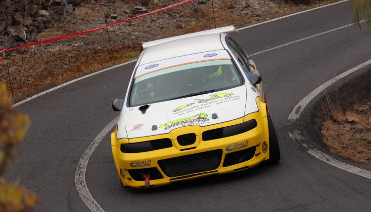 34906500_2162165770669893_733641260958482432_o