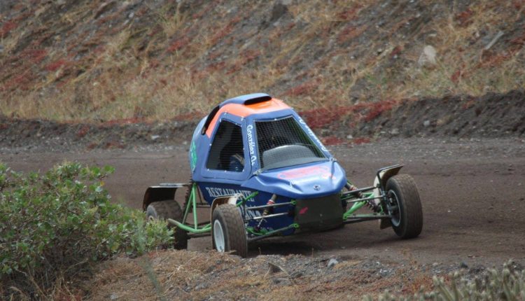 35063608_10155840532472029_3287539157164883968_o