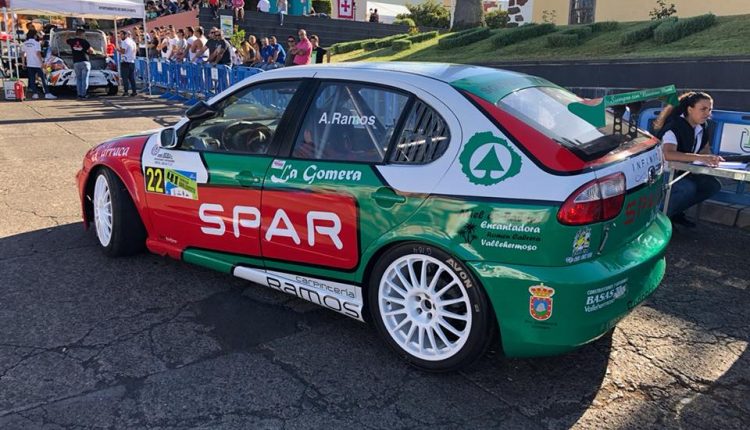 37943269_495084937607080_5318977431686610944_n