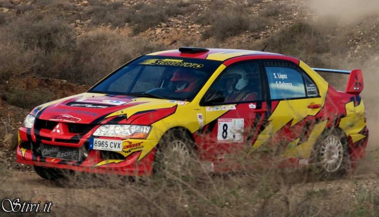 45347528_10216468854848127_5668378325500821504_o