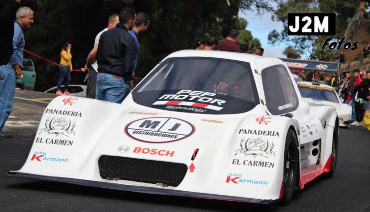 45367203_256814338362636_377725807994339328_o