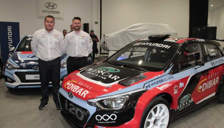 Yeray Lemes y Ariday Bonilla, con Hyundai (1)