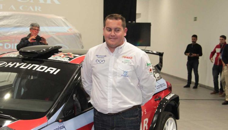 Yeray Lemes y Ariday Bonilla, con Hyundai (12)