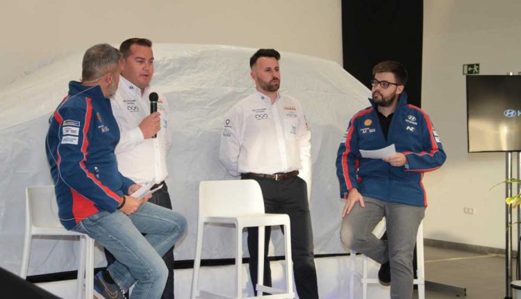 Yeray Lemes y Ariday Bonilla, con Hyundai (19)