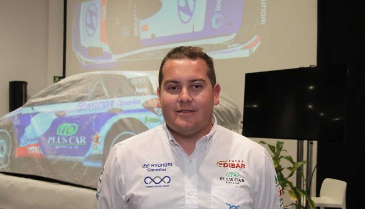 Yeray Lemes y Ariday Bonilla, con Hyundai (3)