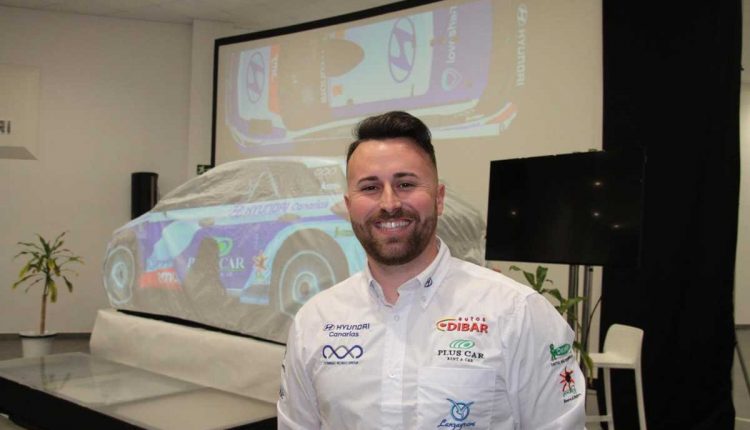 Yeray Lemes y Ariday Bonilla, con Hyundai (4)