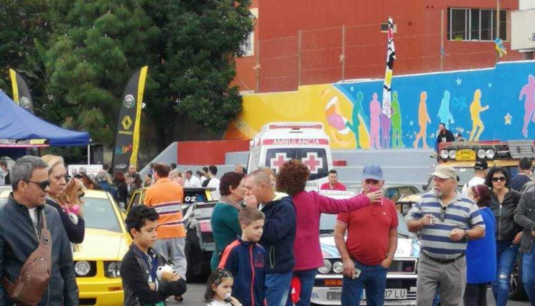 54353971_2116605408375803_1396449448824930304_n