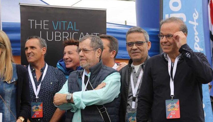 54525993_2671785896171750_18311331073490944_n