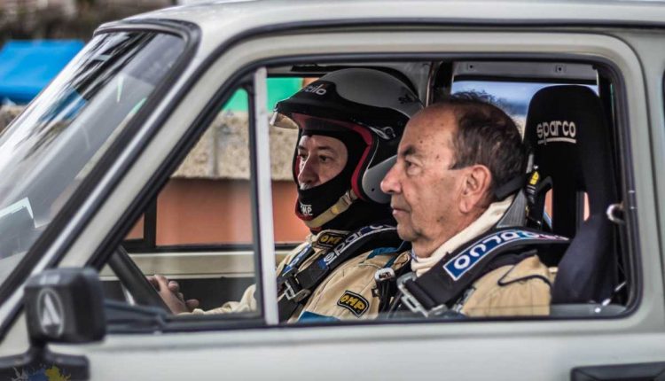 56319155_398517067613562_7689025842583699456_o