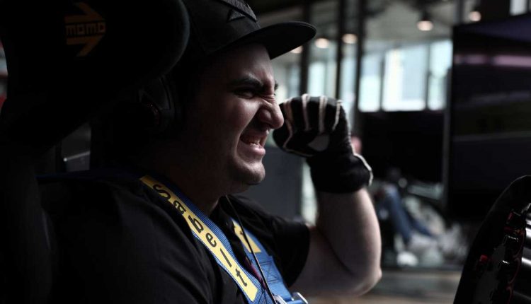 CUPRA-launches-its-own-Simracing-series_01_HQ