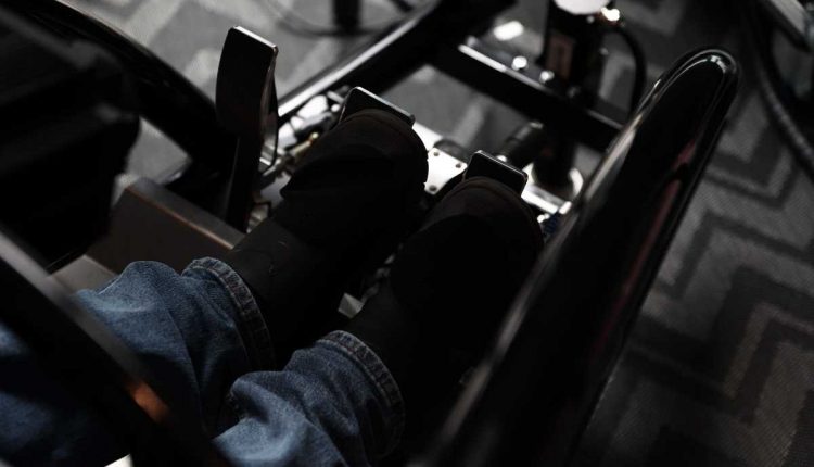 CUPRA-launches-its-own-Simracing-series_02_HQ