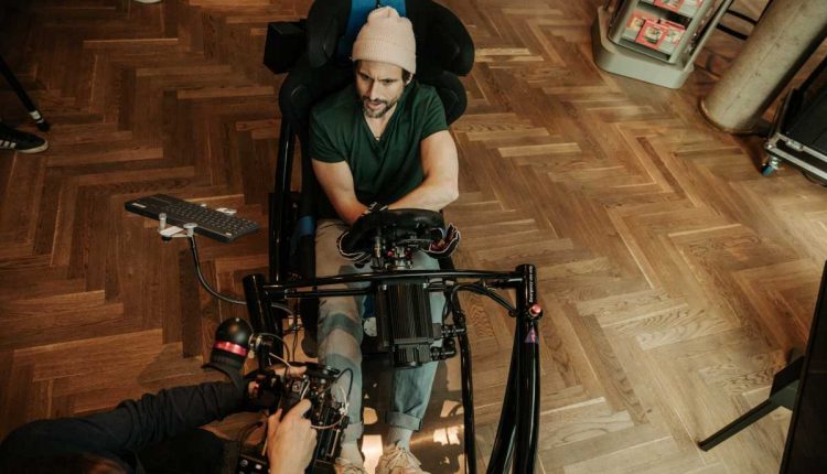 CUPRA-launches-its-own-Simracing-series_07_HQ