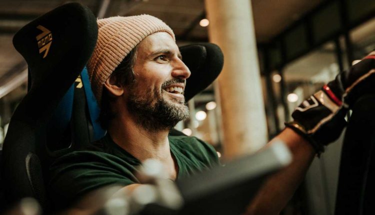 CUPRA-launches-its-own-Simracing-series_09_HQ