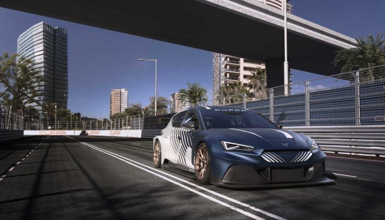 CUPRA-launches-its-own-Simracing-series_12_HQ