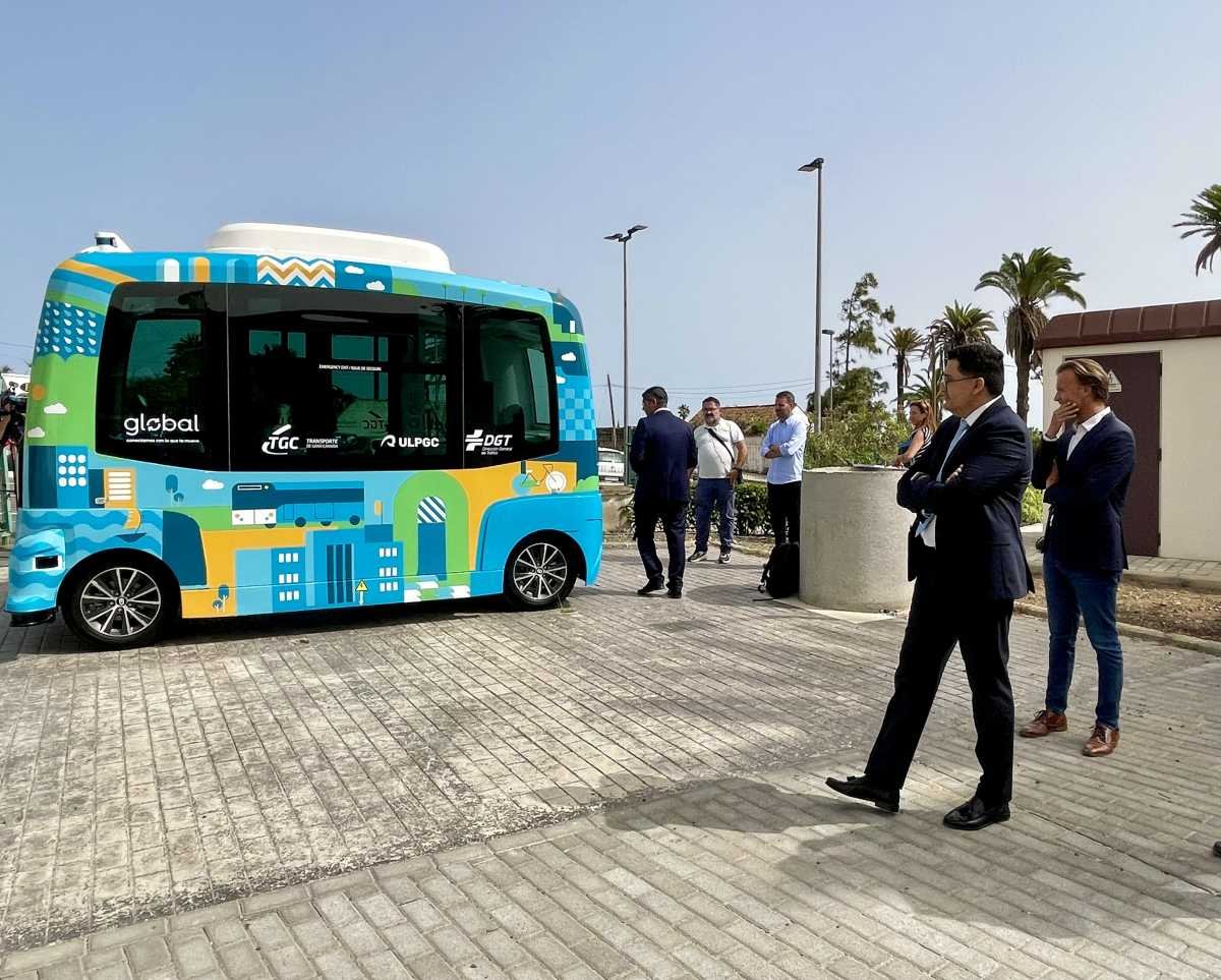 El Cabildo de Gran Canaria presenta la primera guagua autónoma de ...