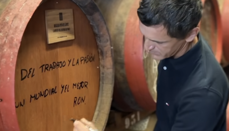 Captura de pantalla 2025-12-09 a las 21.43.56