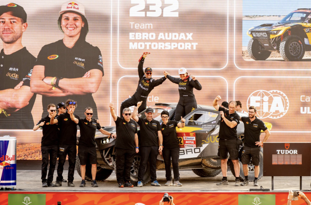 Laia Sanz y EBRO Audax Motorsport hacen historia al completar su primer  Dakar juntos - Automovilismo Canario
